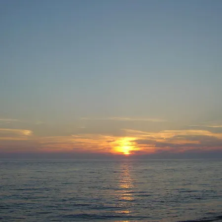 Lovely Holiday In Calabria Near Beach Vakantiehuis